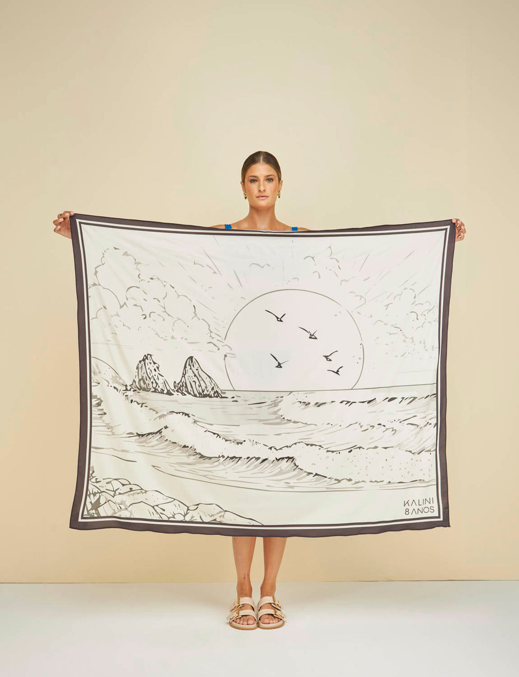 Saída de Praia Panneaux EXCLUSIVA Aniversário 8 Anos - Desenhada à mão