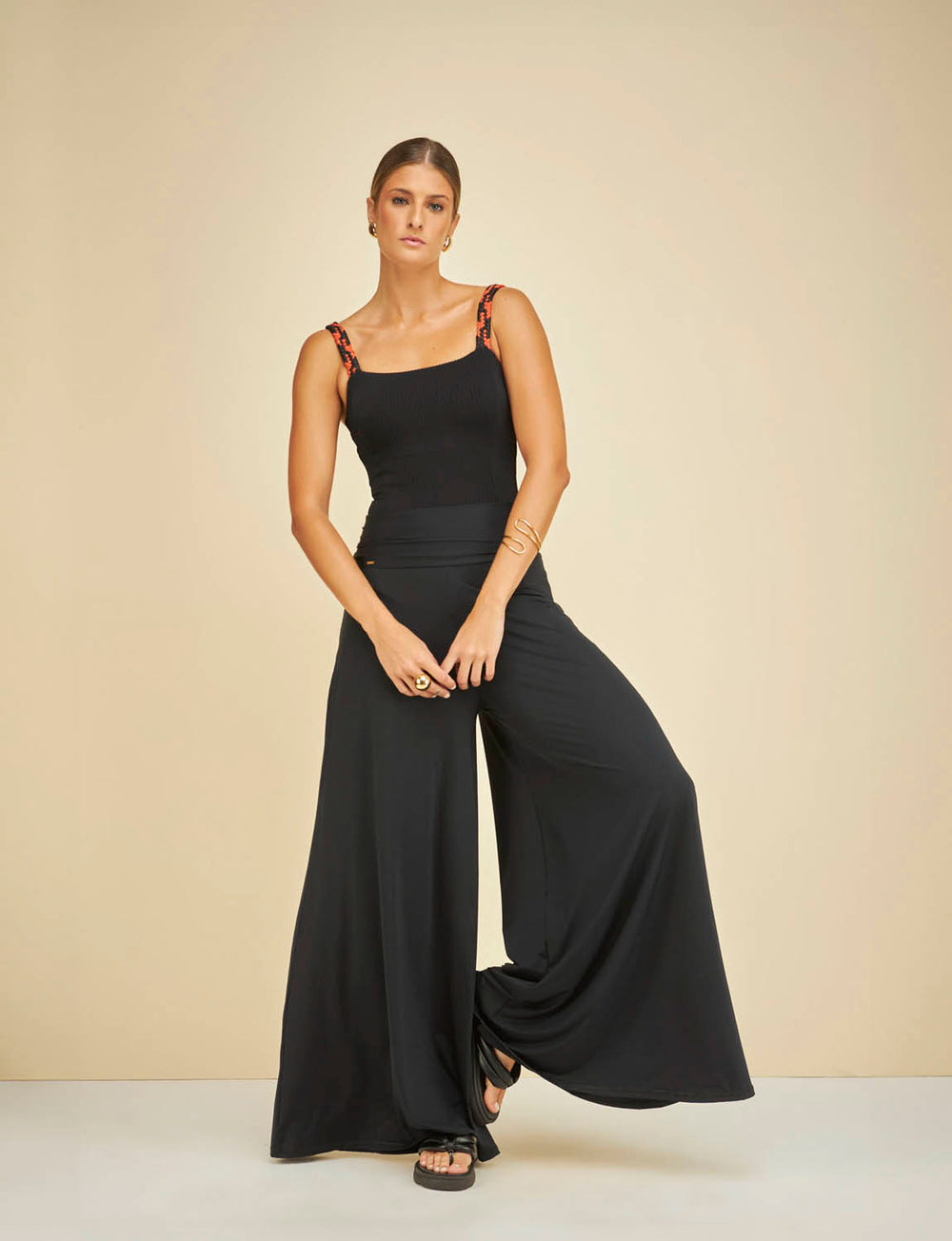 Calça Pantalona Cos Largo Extra Comfort