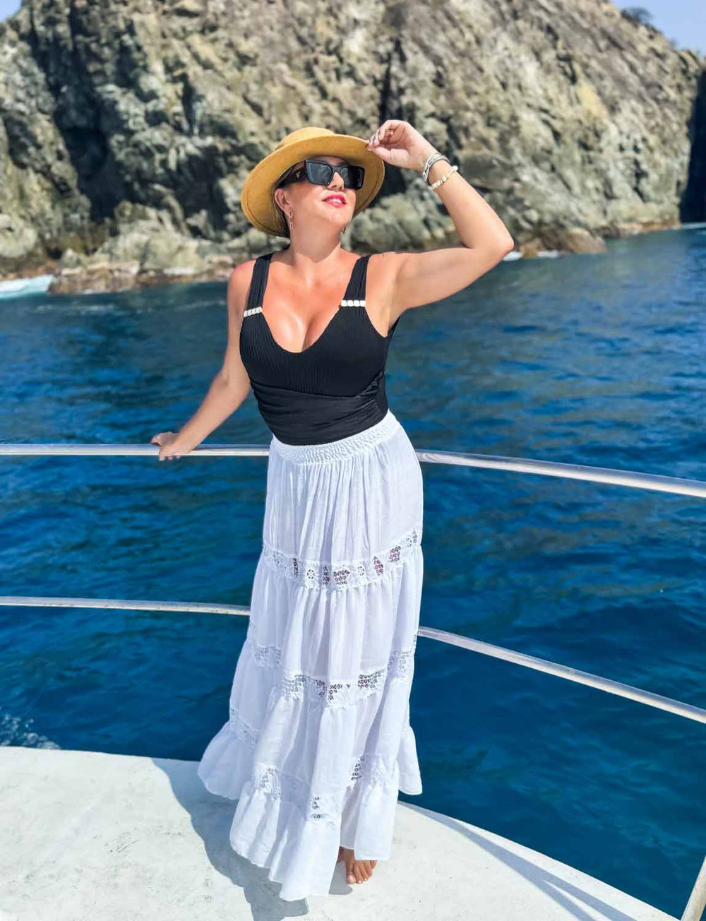 Maiô Chic Preto Detalhes Aplicado