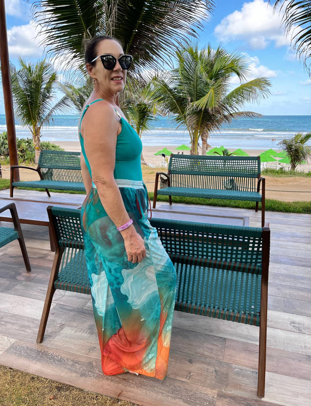 Body Premium Metal Ouro Martelado Turquesa