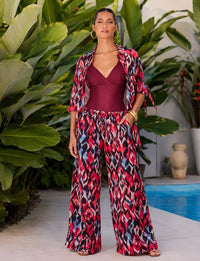 Look Completo Maiô Cruzado + Camisa Botões + Calça Pantalona