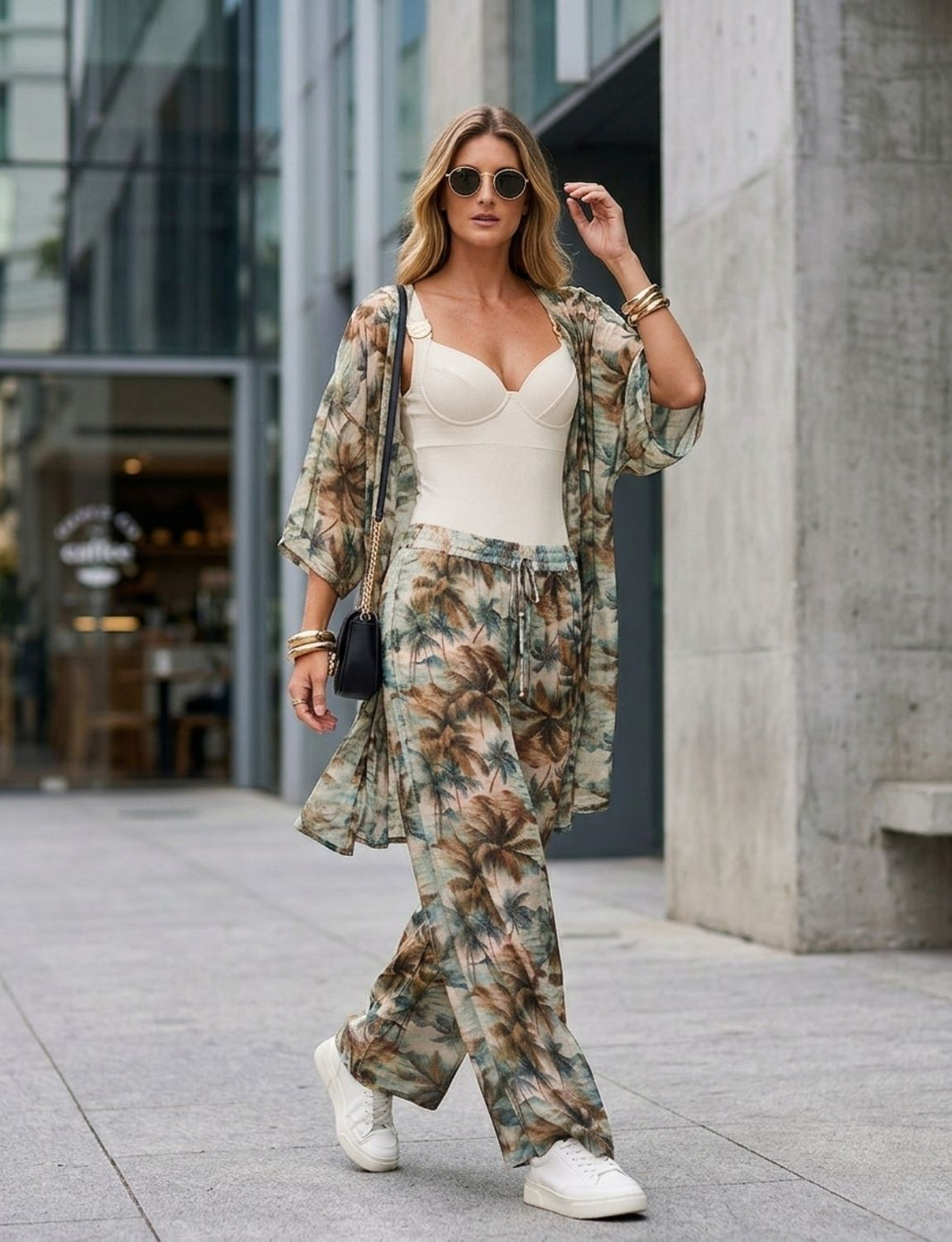 Look Completo Maiô Aro Cloud + Calça Tule Tropical Soul