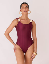 Maiô body Kalini Beachwear com modelagem sustentação e tecido tecnologio tendencia 2026