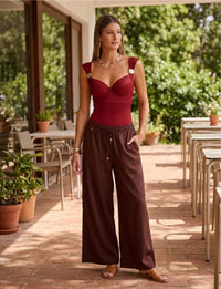 Look Completo Maiô Aro Bossa + Calça Linho Marrom Alfaiataria